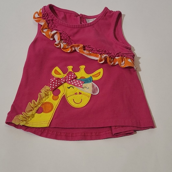 Sleeveless tees and shorts 3T - Picture 4 of 12